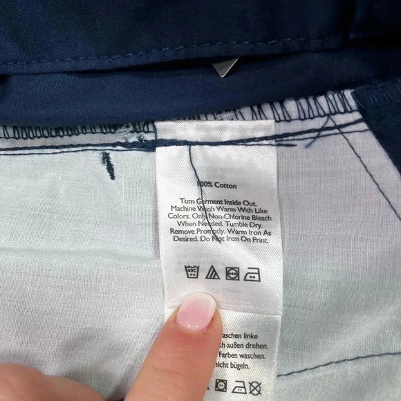 Eddie Bauer Shorts Navy Blue Mr Camano Shorts NWT Size 46 Cotton Chino - Picture 6 of 11